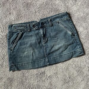women’s american eagle denim mini skirt
